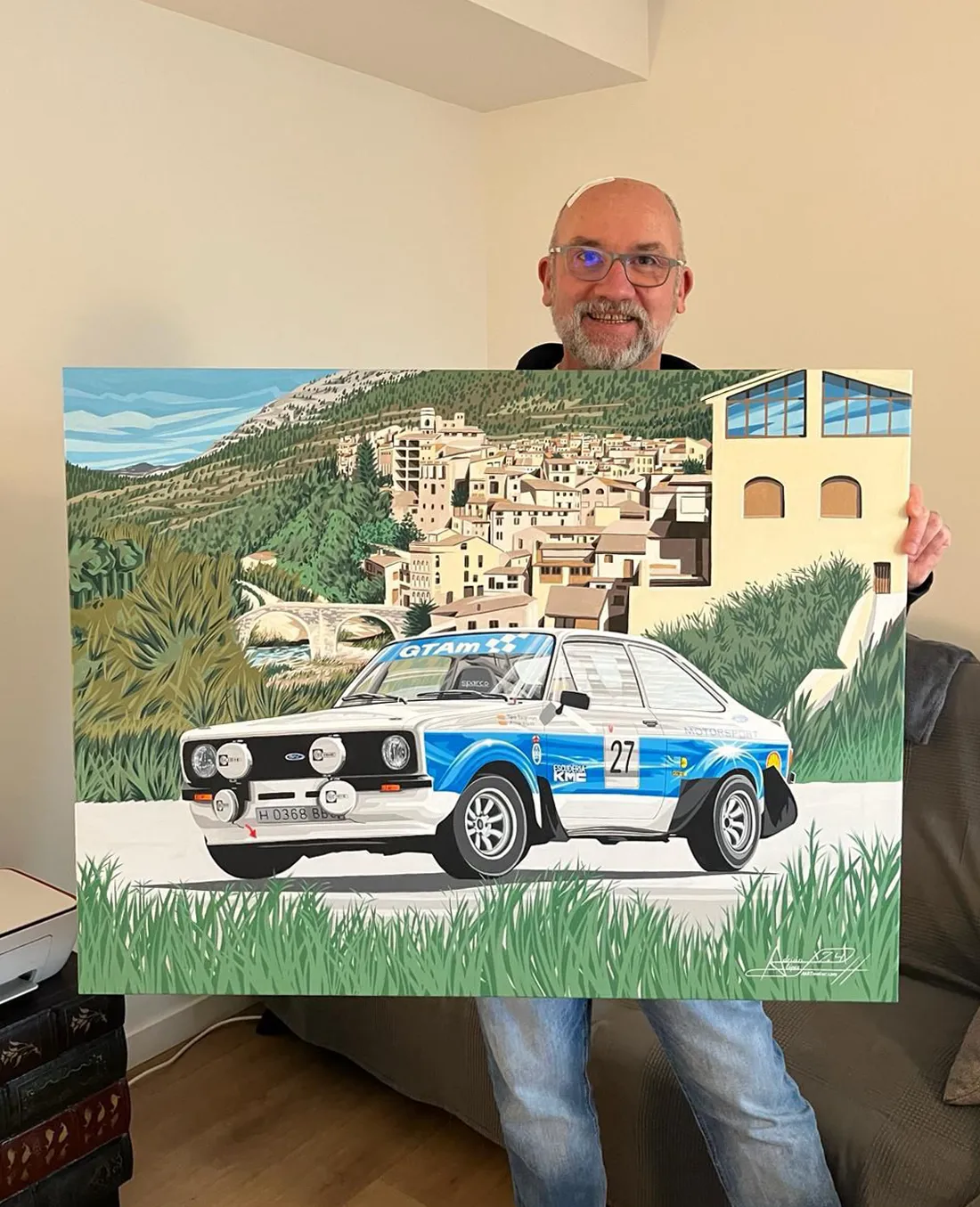 Cliente muestra encargo fine art Ford Escort de rally